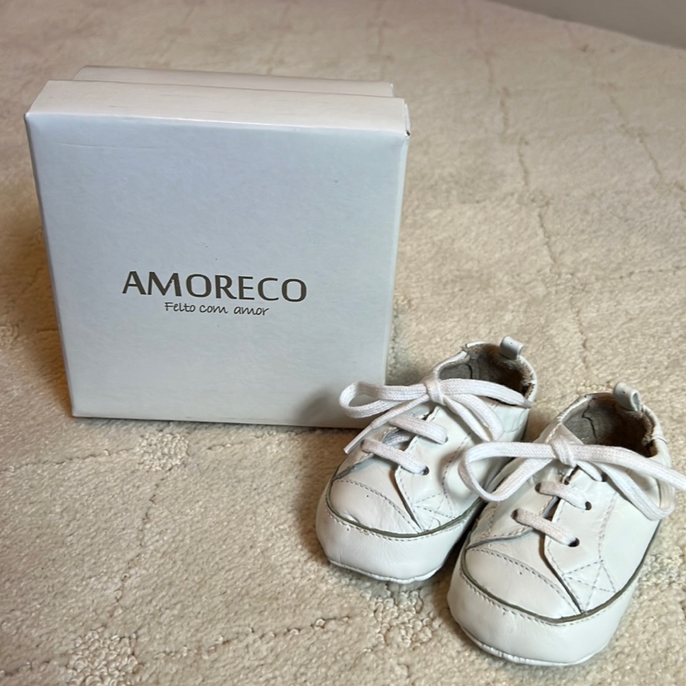 Amoreco baby sneakers